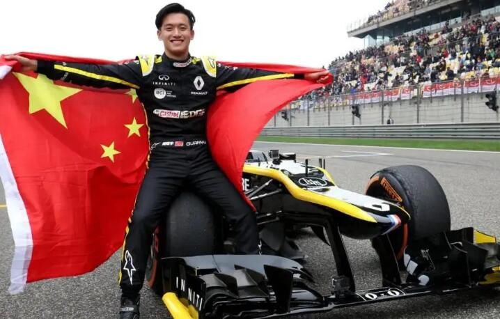 车手周冠宇家是做什么的 成为史上中国首位F1正式车手