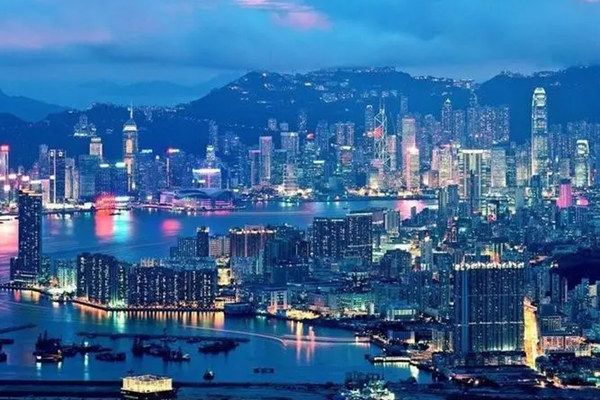 香港面积多大人口多少 面积相当于大陆哪个城市