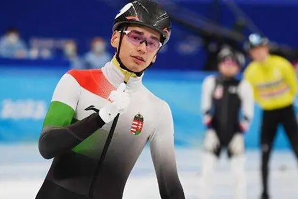 ���������ٰ�˫��׸������ϼ�� ���й�����Ϊʲô����������