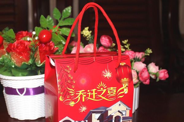 好朋友乔迁之喜送什么礼物好呢 送搬新家的礼物有哪些