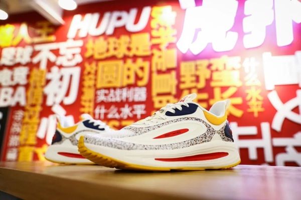 ���Ƕ����¼������������ չ�ֵ�����������ֵ�ù���/����