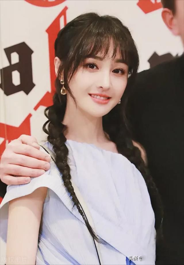 郑爽即将复出已定她能再起恐怕江水倒流