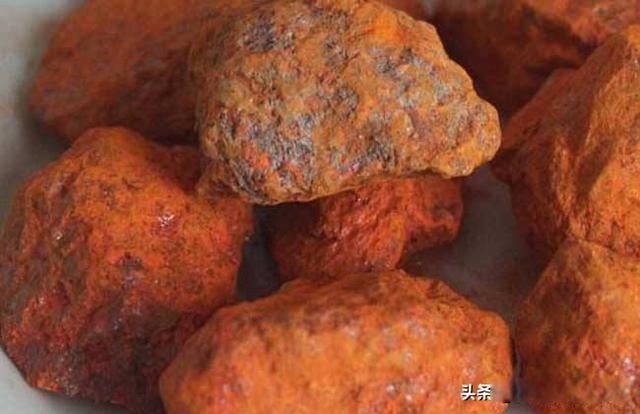 蛇怕硫磺还是雄黄对刺激性的气味比较敏感