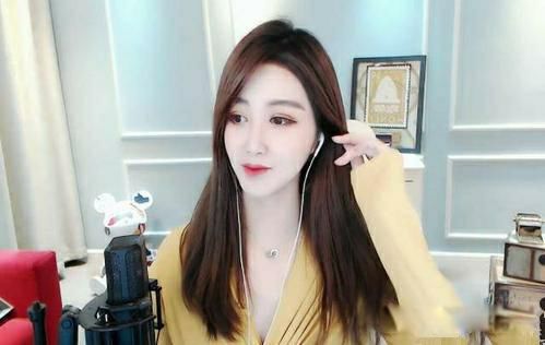 青岛曲露露照片青岛大嫚怎能不勾人魂魄