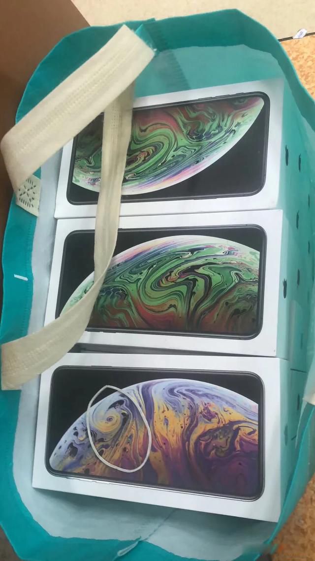 ��iphone�Ķ���ʲô�� ��ƻ���ֻ����˶������¼������͵���