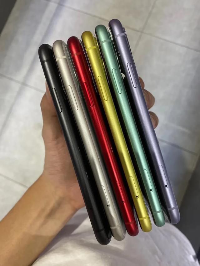��iphone�Ķ���ʲô�� ��ƻ���ֻ����˶������¼������͵���