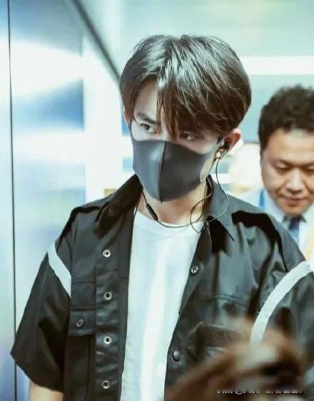 戴上口罩颜值变高 为什么感觉戴口罩颜值提高了