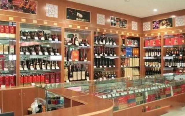 烟酒店没人怎么没有倒闭的 分享下烟酒店的赢利模式