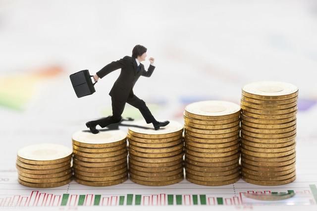 持有银行股10年的收益 拿着放心稳稳的挣钱