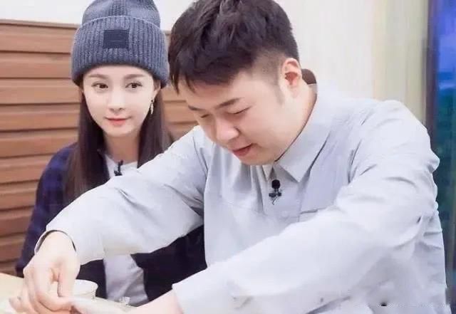赵丽颖和冯绍峰为什么离的婚 明星跟普通人一样有七情六欲