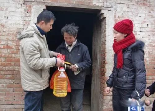 人穷断六亲到底是什么意思 其实这种现象早就产生了