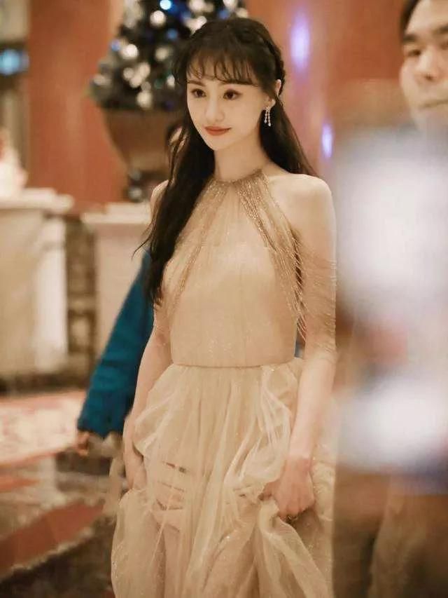 郑爽被永久封了又复了吗国内应该没有机会翻身了