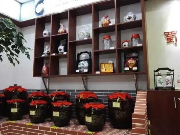烟酒店没生意为什么还开这么多 这里面是有门道的