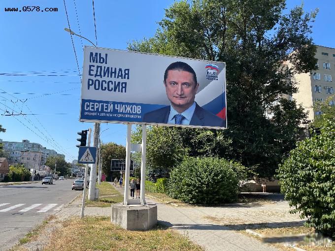 ���󹲺͹������Ĺ� �������ϵ�С������˿�
