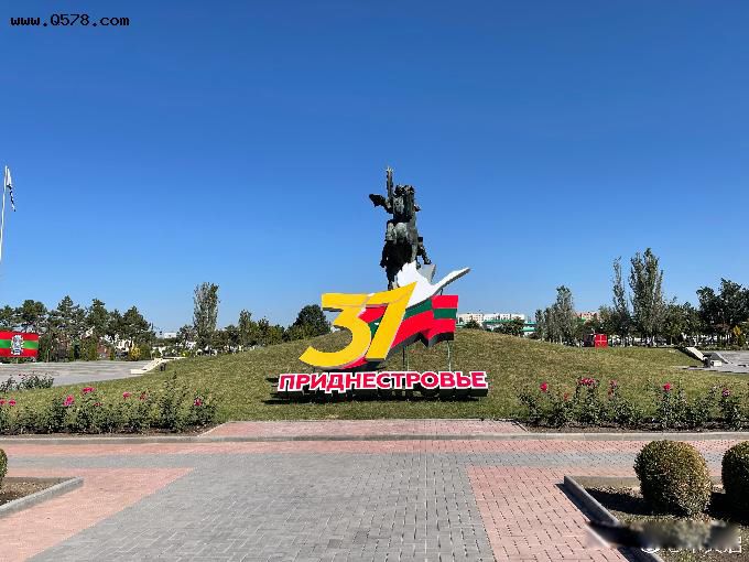 ���󹲺͹������Ĺ� �������ϵ�С������˿�