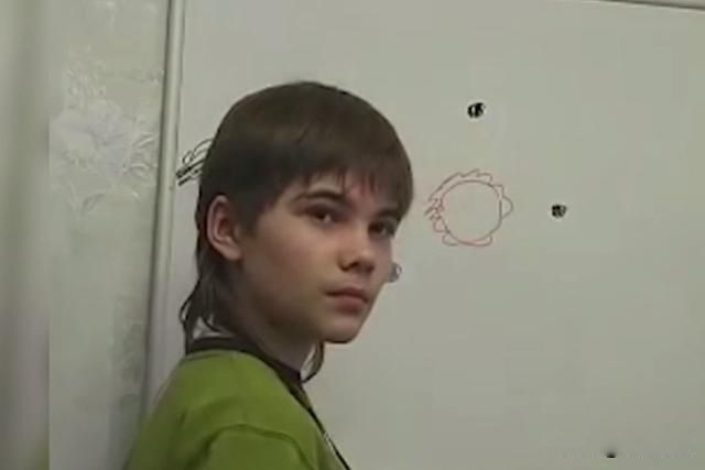 火星男孩预言 最早是从2004年就开始了