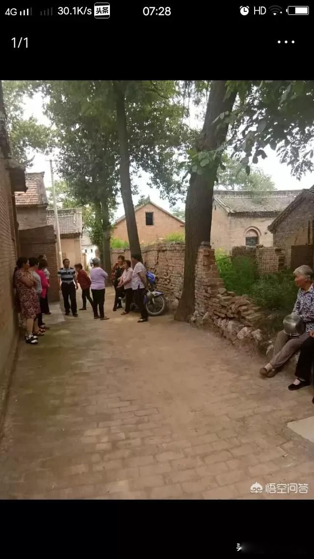人穷断六亲,位卑莫劝人是什么意思 这是一个不变的定律