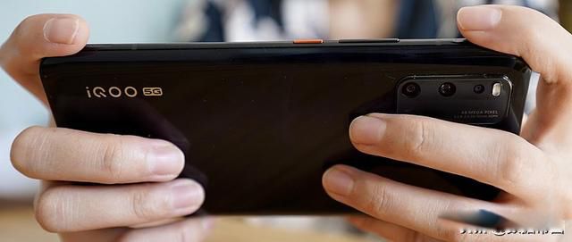 ��iphone�Ķ���ʲô�� ��ʽ�������˶���