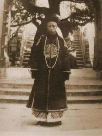 ���¾����������� ������˭�ĺ��������ʲô��ϵ