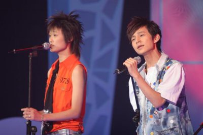 历届超女排名 李宇春是哪一届超女2005年超女