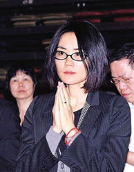 王菲生几个孩子叫什么 王菲谢霆锋李亚鹏周迅窦唯关系图