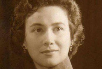 �κ��һ���м������� ������17����Ů����ͼƬ��ͥ��Ա