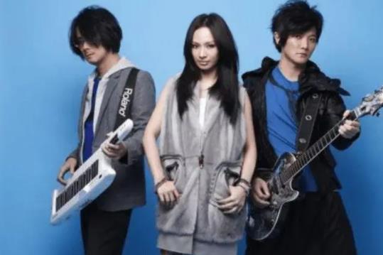 詹雯婷为什么退出飞儿乐队 飞儿乐团把主唱踢了真相是什么