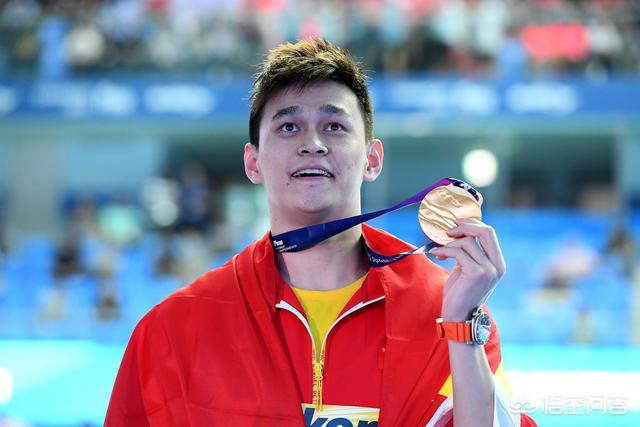 �����¼�����������ʲôԭ�� �ݱ�ĽǶȷ����˱仯