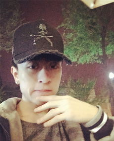 ���ϻ��طܵļ򵥸��˽��� �������߾�165��