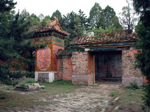 ʮ������˭��Ĺ�� һ����13λ�����ʵ������ڴ�