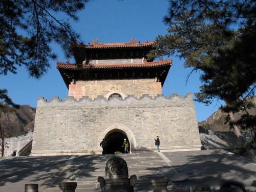 ʮ������˭��Ĺ�� һ����13λ�����ʵ������ڴ�