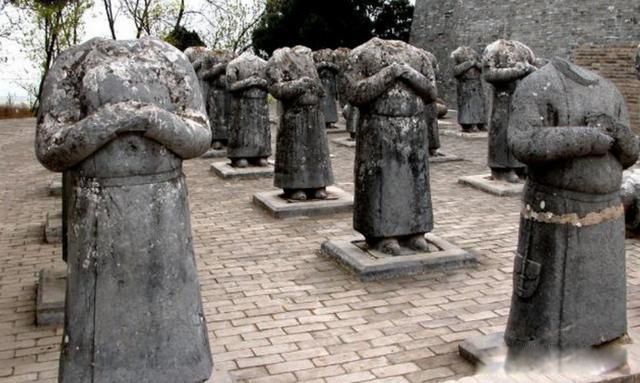 武则天61尊王宾像为什么没有头 他们的头都去了哪里