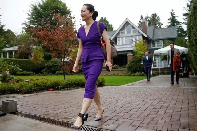 孟晚舟为什么不姓任 没随父姓那自然是随的母姓