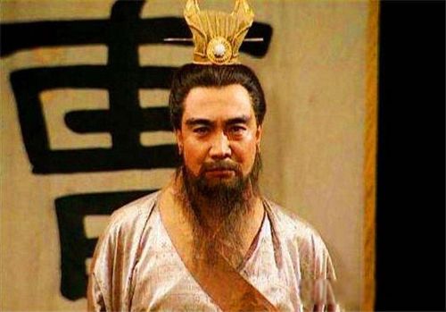 曹操是一个人怎样的人 只能说人是复杂的