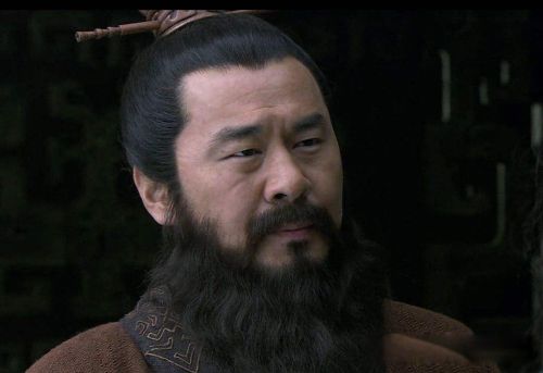 曹操是一个人怎样的人 只能说人是复杂的