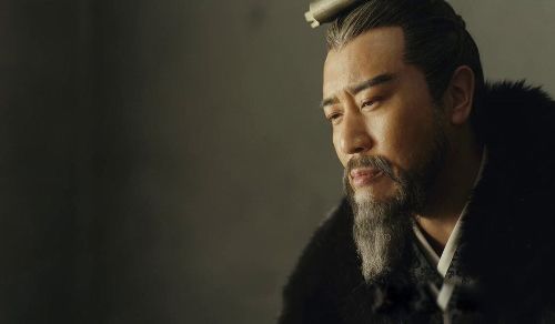 曹操是一个人怎样的人 只能说人是复杂的