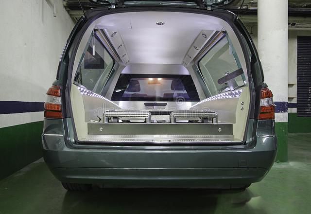 ���ǹ�̧ʬ������Ǯһ�� ������˹�ѹ��û��ô��