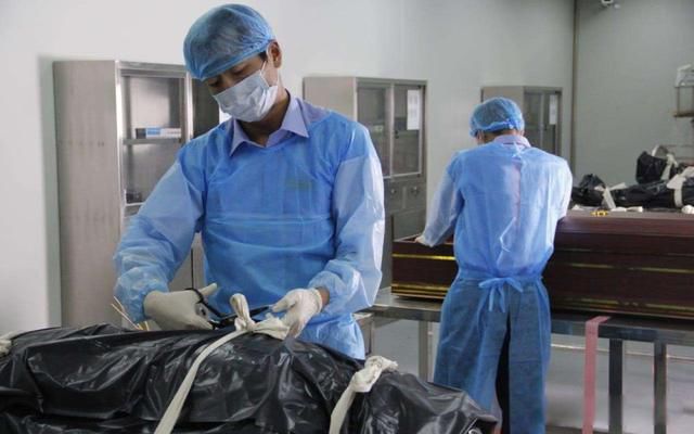 ���ǹ�̧ʬ����Ƹ������� ̧ʬ����н�ܸ�