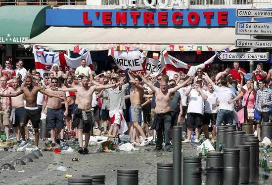 俄罗斯为什么叫战斗民族 做事能动手就不动嘴