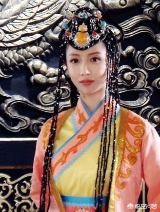 ��ʼ���м�λ���� �����м���Ů��