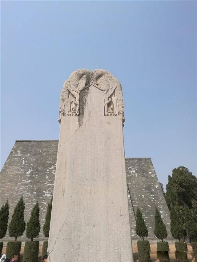 无字碑在哪里 对于无字碑的含义历来