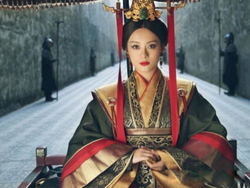 ��̫�����ʼ�ʵĹ�ϵ �°�������Ȩ�㳯Ұ