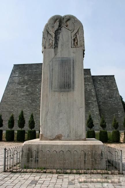 武则天墓挖开了吗 只有三个字"挖不动"