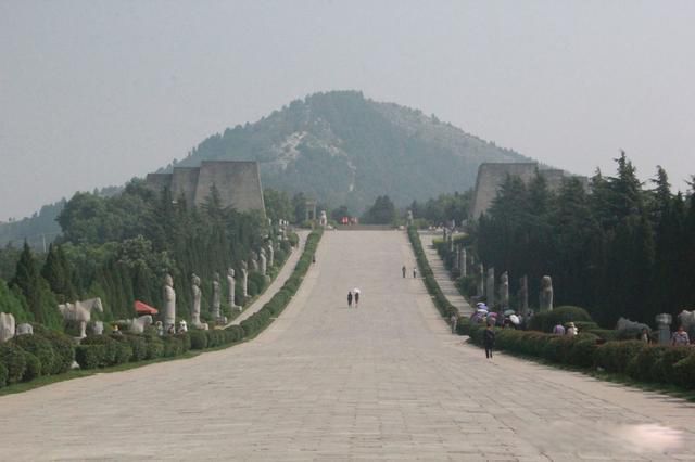 ������Ĺ�ڿ����� ֻ�������֡��ڲ�����