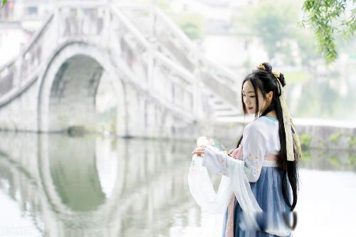 螃蟹女是啥 哥被螃蟹女嫂子逼得要跳楼