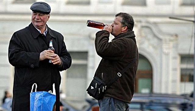 ����˹ΪʲôŮ����ô�� �г���һ������ķ�ӳ