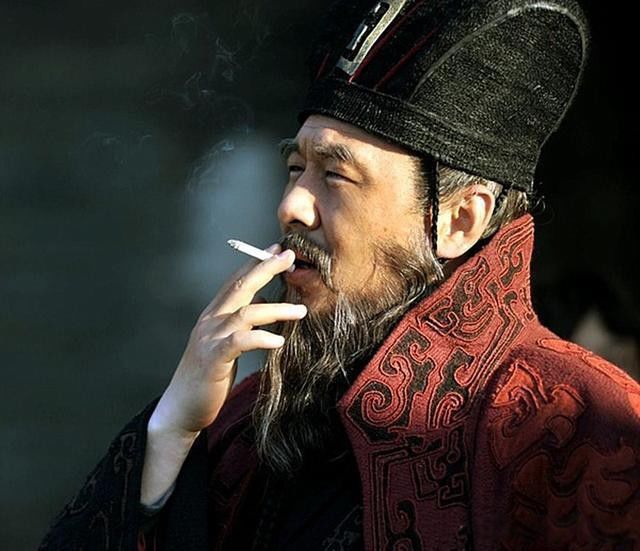 曹操为什么不称帝 只是因为他不想称帝