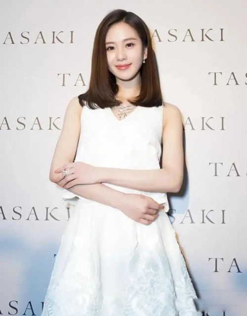 螃蟹女的三大特征 像扶弟魔和田园女一样令人望而生畏