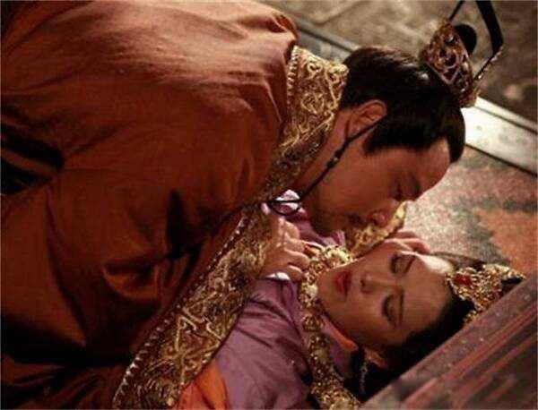 �ܲ�Ϊʲôϲ�����˼�ϱ�� ���߲�ȱŮ��ȴ��������