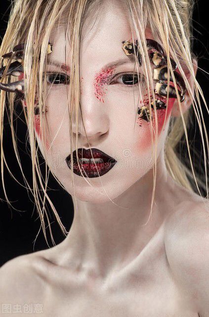 �зŮΪʲô���� �ȷ���ħ��԰Ů������